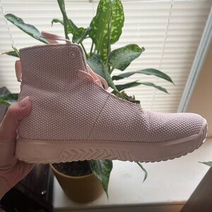 NOBULL Women's Light Pink High-Top Sneakers